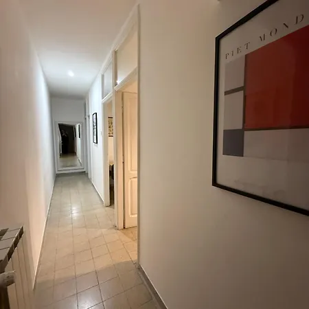 Pietra Apartment,colosseo *